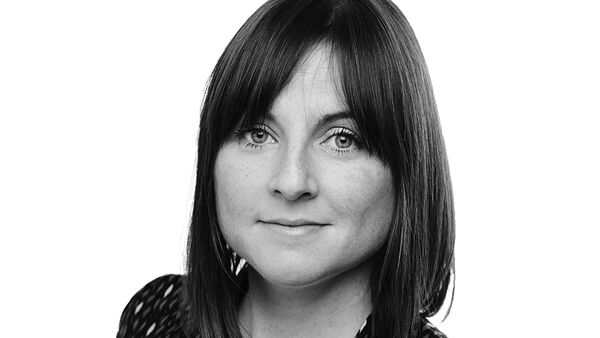 Angela Barritt Professional Photo2